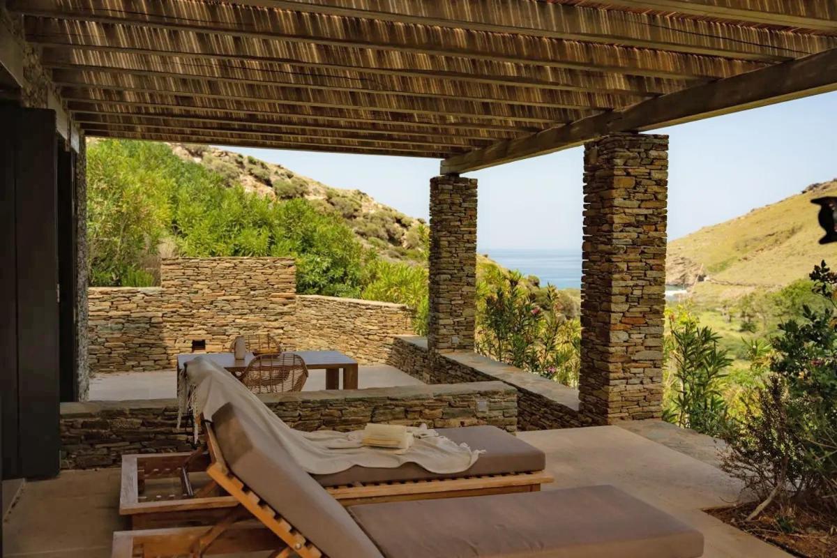 Onar Andros ξενώνας Άχλα Εξωτερικό φωτογραφία